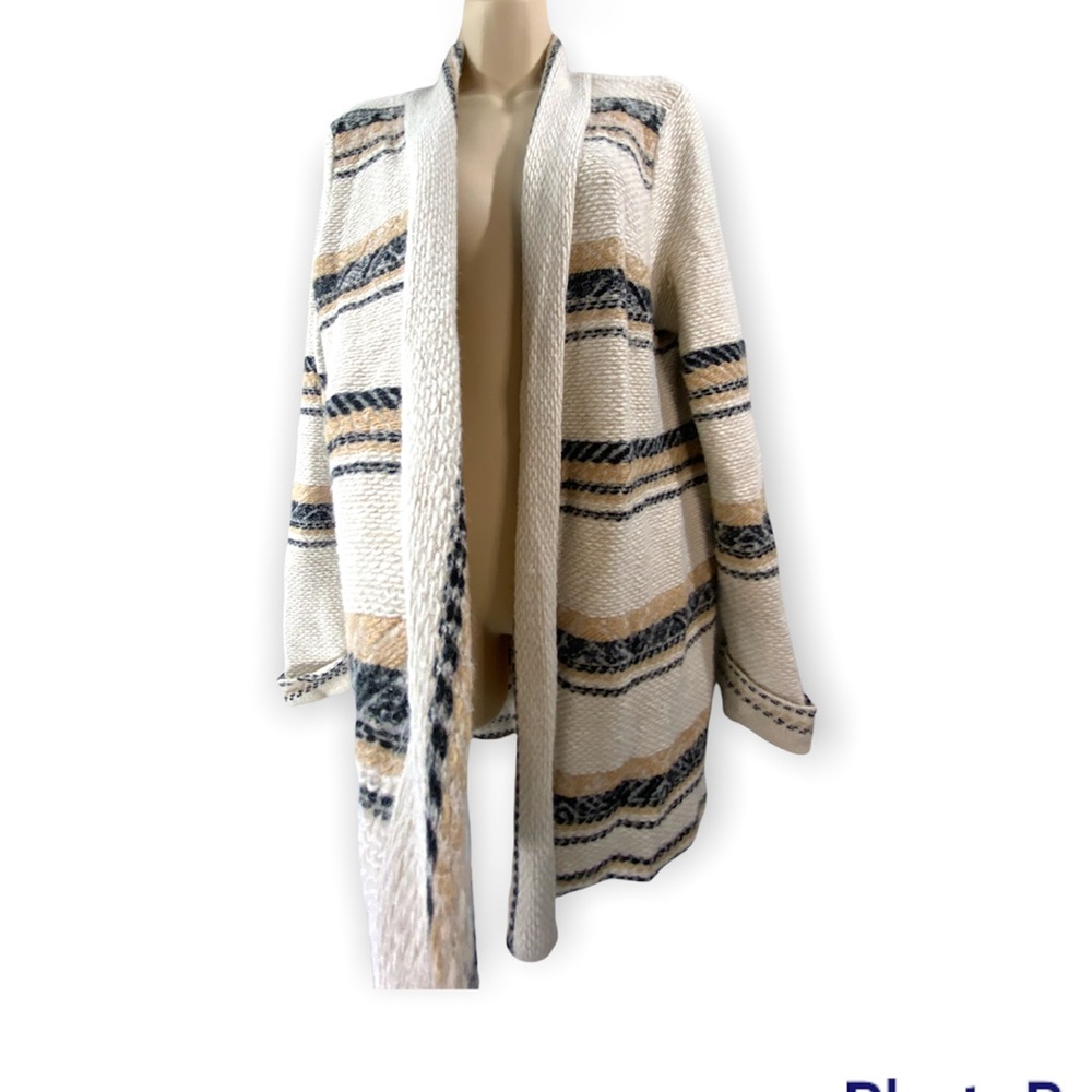 The limited womens Aztec cardigan L